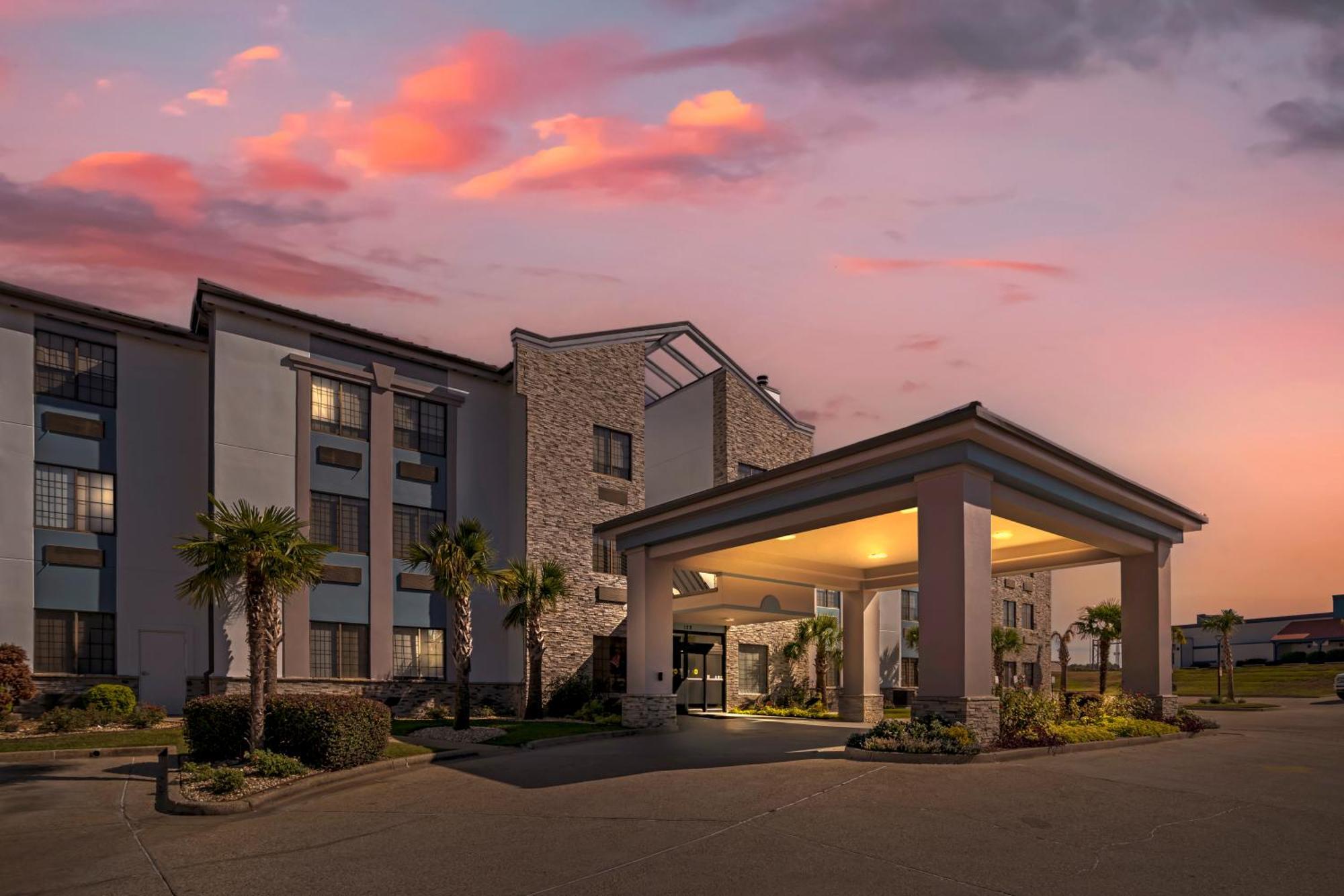 Comfort Suites Hattiesburg Exterior foto